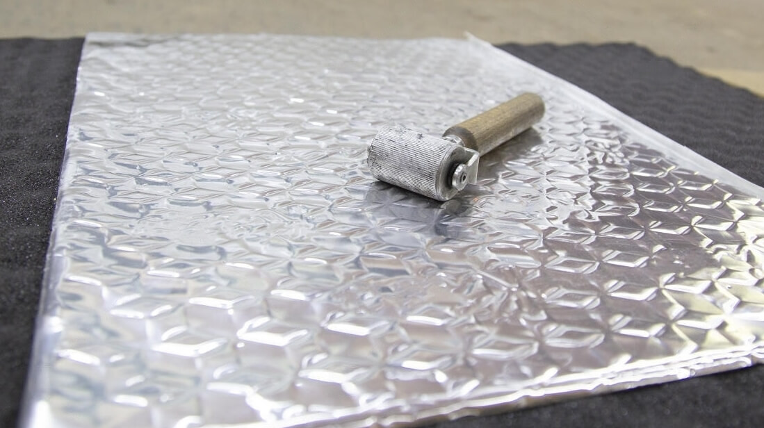 Cum să izolați fonic corect mașina