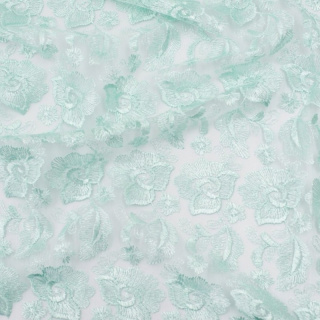 Látka čipka gipiura zelená na tyle 0,5m